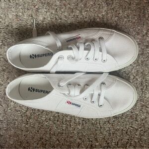 Superga 2750 Cotu Classic Sneakers white tennis shoe women’s 7 men’s 5.5 EUC